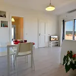Lyceum Flat