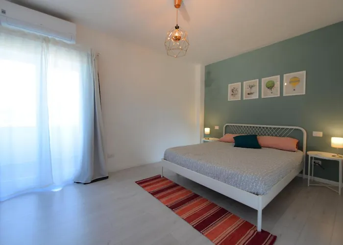Lyceum Flat